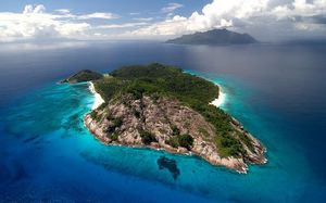 NORTH ISLAND SEYCHELLES 5*
