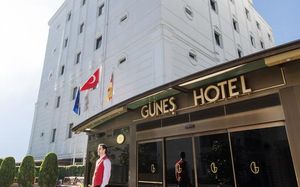 AIRPORT GUNES HOTEL MERTER 4*