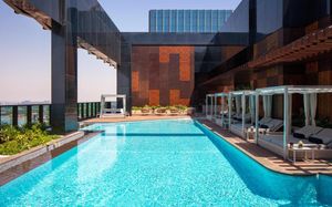 DOUBLETREE BY HILTON DUBAI M SQUARE HOTEL & RESIDENCES 5*