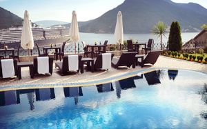 PERASTRA 4*