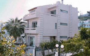 MARIA APARTMENTS