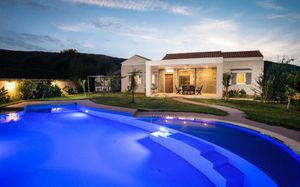THREE STARS VILLAS 2*