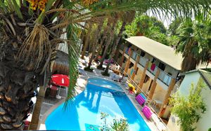 TROPIC ON THE BEACH HOTEL 4*