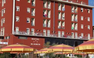 BLUMEN (VISERBA) 3*
