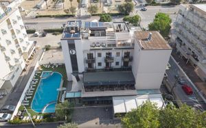 FERRETTI BEACH (MARINA CENTRO) 4*