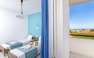 SUNSHINE GARDEN APARTMENTS 3*