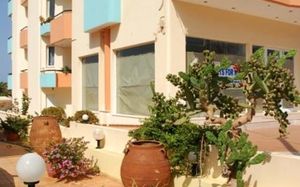 SUNSHINE GARDEN APARTMENTS 3*