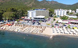 CLASS BEACH HOTEL 3*
