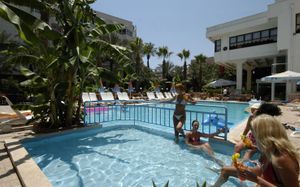 SESIN HOTEL 3*