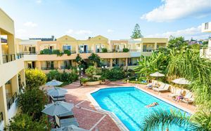 HELIOS APARTMENTS 2*