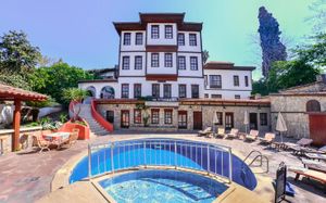 ARGOS HOTEL 3*