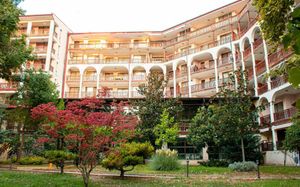 ESTREYA RESIDENCE 4*