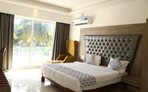LA VERA BOUTIQUE HOTEL 3*