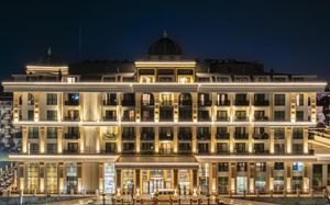 SERENITY QUEEN HOTEL 5*