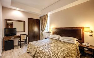 HOTEL VILLAFRANCA 4*