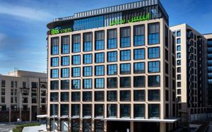 IBIS STYLES DUBAI DEIRA 3*