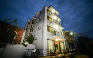 HOTEL LEMON 3*