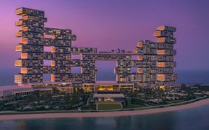 ATLANTIS THE ROYAL 5*