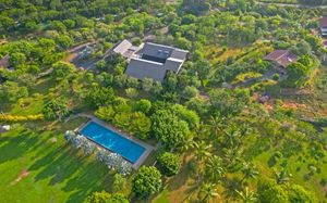 BIRDS RESORT HAMBANTOTA