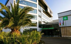 WYNDHAM GARDEN BAKU 5*