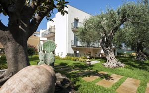VILLA COLLINA 3*