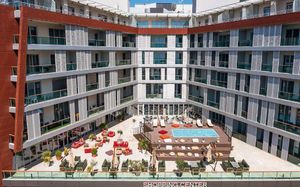 TQ PLAZA HOTEL 4*