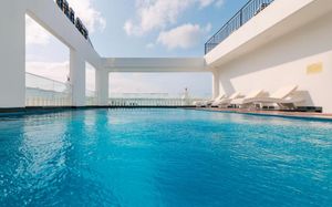 THE TAHITI BEACH HOTEL 4*