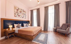 HOTEL MANUFACTURA 4*