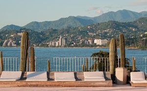 ROOMS HOTEL BATUMI 5*