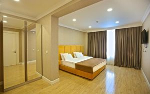 RUSEL PARK HOTEL 4*