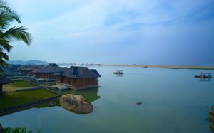 POOVAR ISLAND RESORT