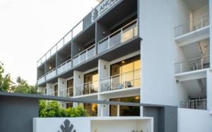 AHOLA THODDOO, MALDIVES 4*