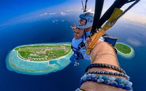 IFURU ISLAND RESORT MALDIVES 5*