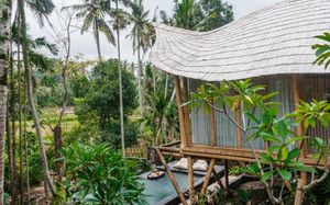 WADARI RETREAT VILLA 4*