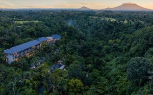 THE LOKHA UBUD RESORT VILLAS & SPA 5*