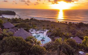 LA JOYA BALANGAN RESORT 4*