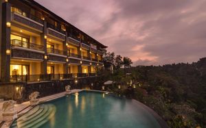 RIJASA AGUNG RESORT & VILLAS 4*
