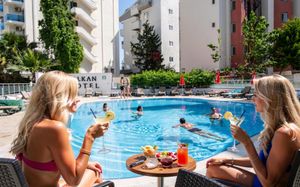 ALKAN HOTEL 3*