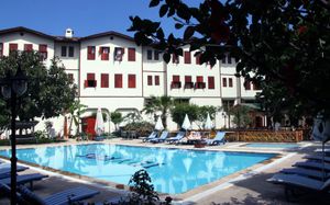 IDYROS HOTEL 3*