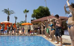 KAILA KRIZANTEM HOTEL 4*