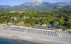 PIRATE`S BEACH CLUB HV-1