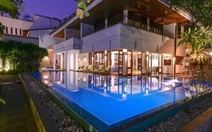 COLOMBO COURTYARD 5 *