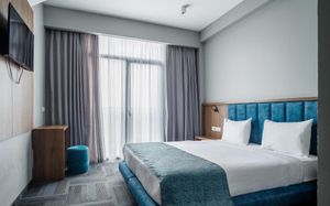 ADDRESS INN HOTEL 4*