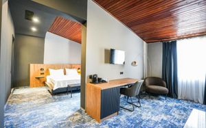 HOTEL SPLENDID TBILISI 4*