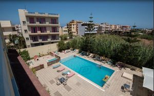 ELENI PALACE APARTMENTS