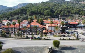 DOLPHIN APART HOTEL 3*