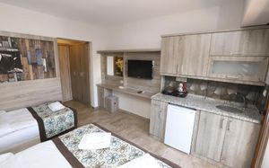 STREET 61 STUDIO APART HOTEL 3*