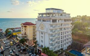 ARISTOCRAT RESIDENCE & HOTEL 4*