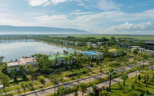 WONDERLAND SUITES AND RESORT 5*