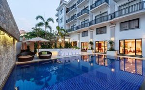 RATANA ANGKOR HOTEL 4*